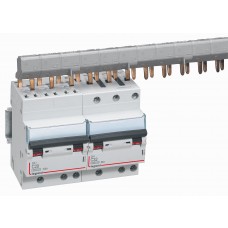 Disjoncteur DX³ 6000 -auto/vis- 3P- 400V~-20A-10kA-courbeC-départ-peigne HX³ opti 4P Legrand