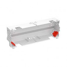 Boîtier d'isolation pour un support d'appareillage 3 postes