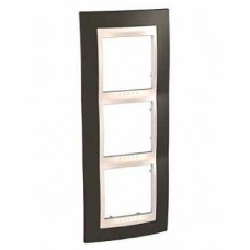 Plaque de finition 3 postes horiz. 71mm 6 M
