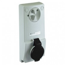 Prise verrouillable-32A-3P+T-480..500V CA-IP 44-sur panneau