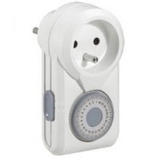 Programmateur hebdomadaire - 230V -16 A - éq 1 fiche 2P+T / 1 socle 2P+T (Blist)
